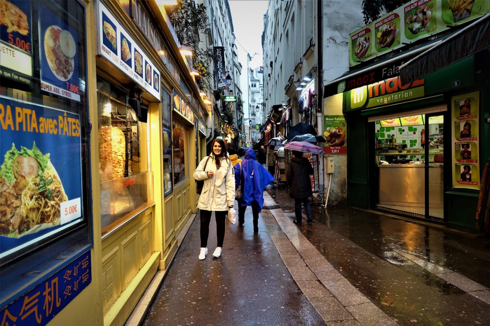 Liten trang gate i sentrum av paris