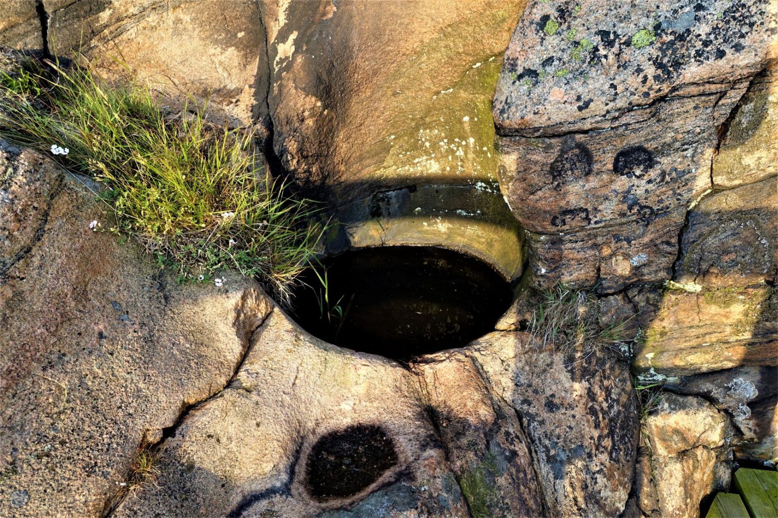 Jettegryte jättegryte 