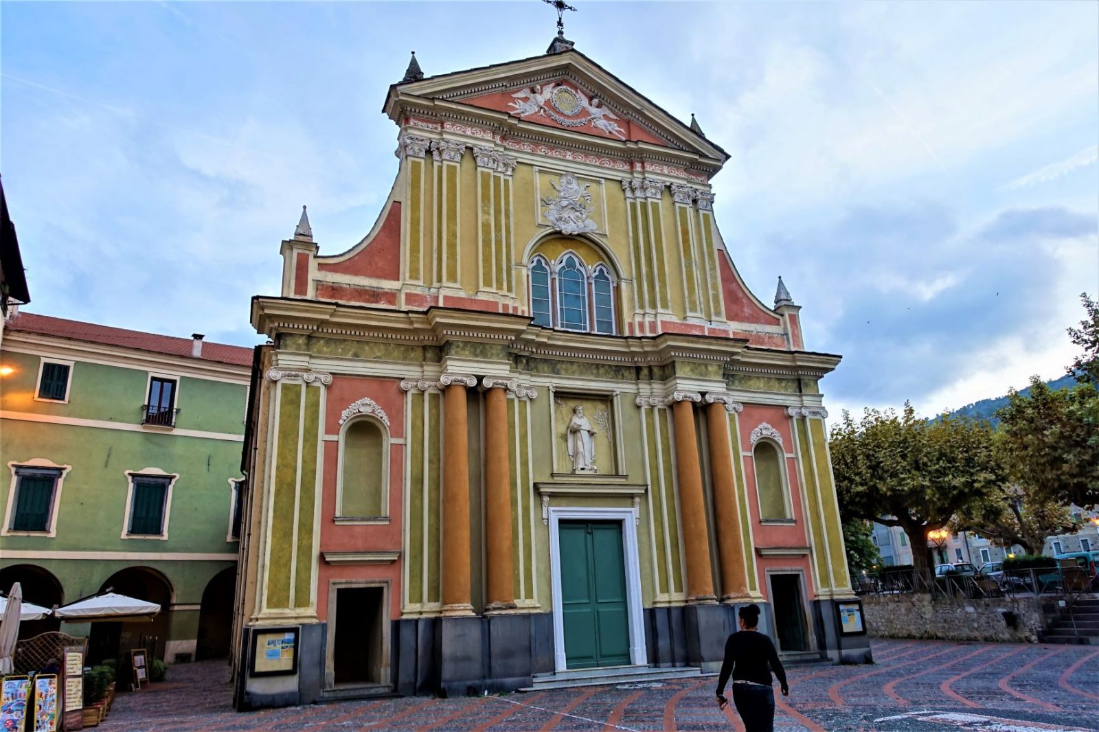 den vakre byen Dolceaqua