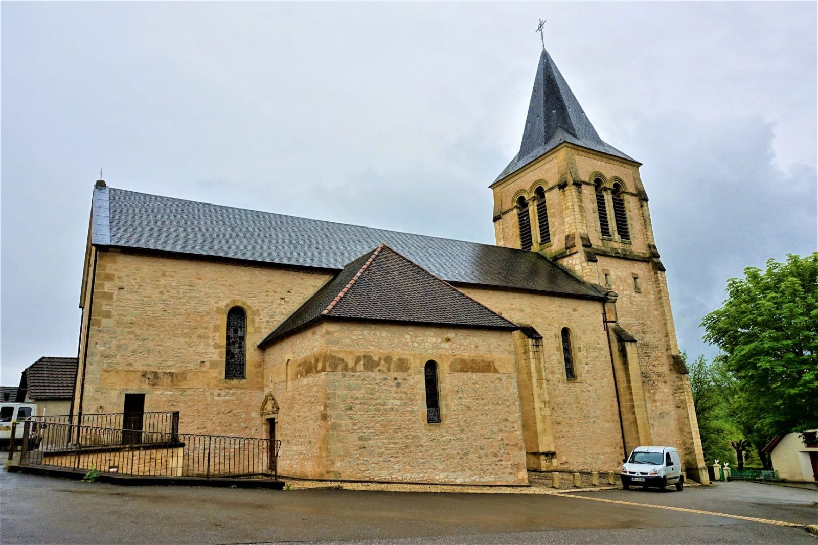 Liten by i frankrike