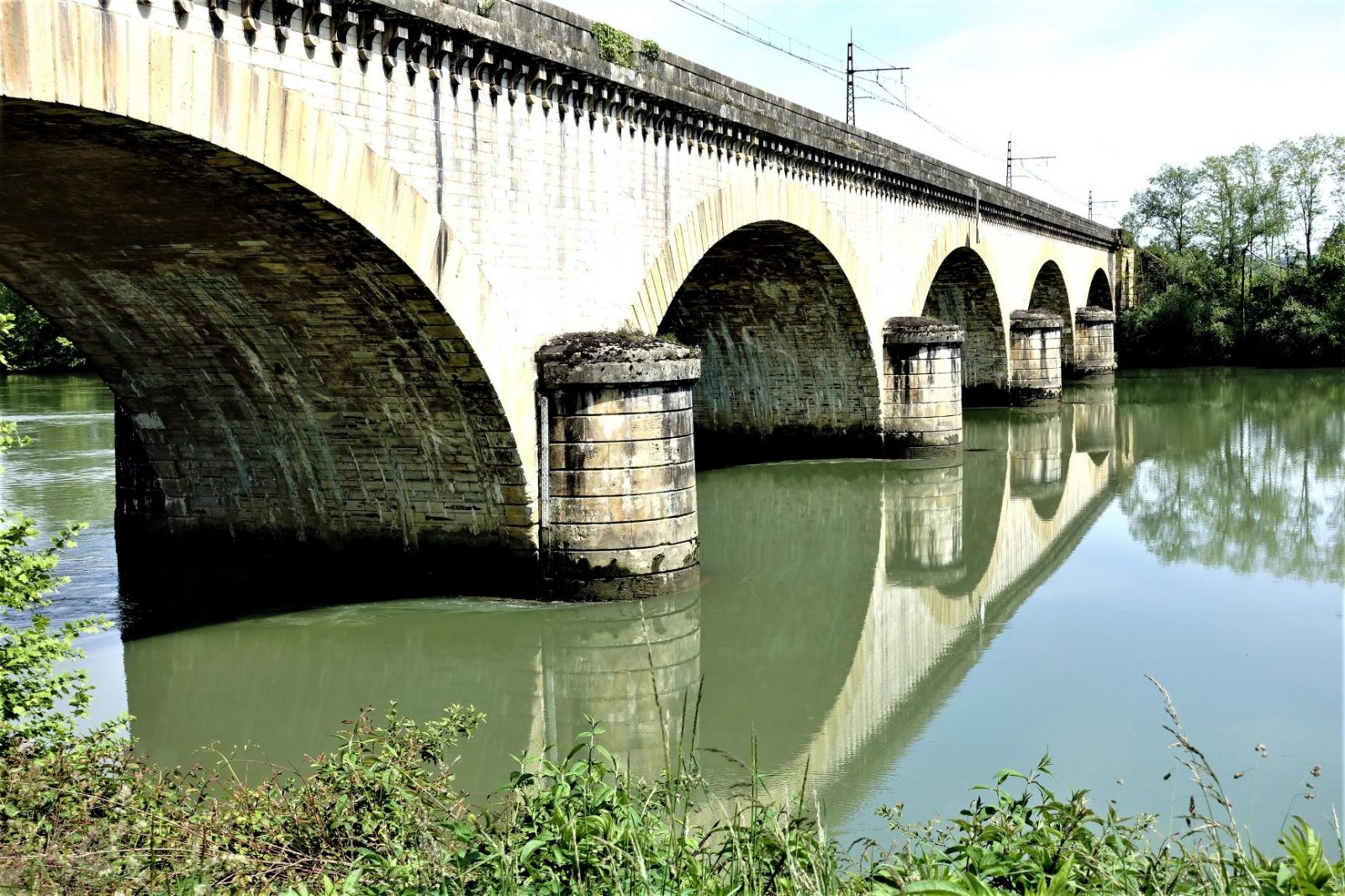 vakker bro i frankrike