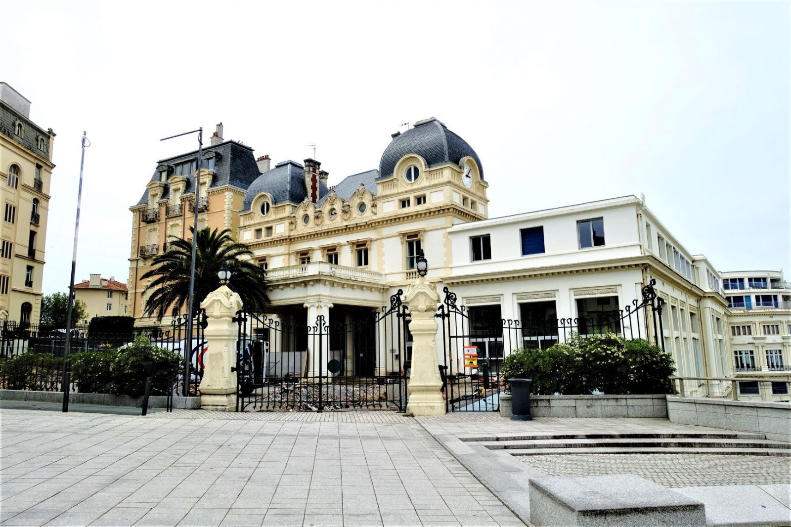 Biscayabukta og den ekslusive byen Biarritz