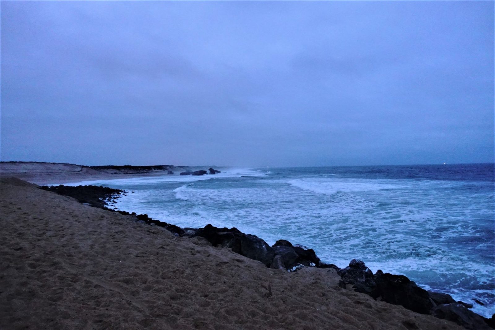 kveldsstemning på vestkysten frankrike