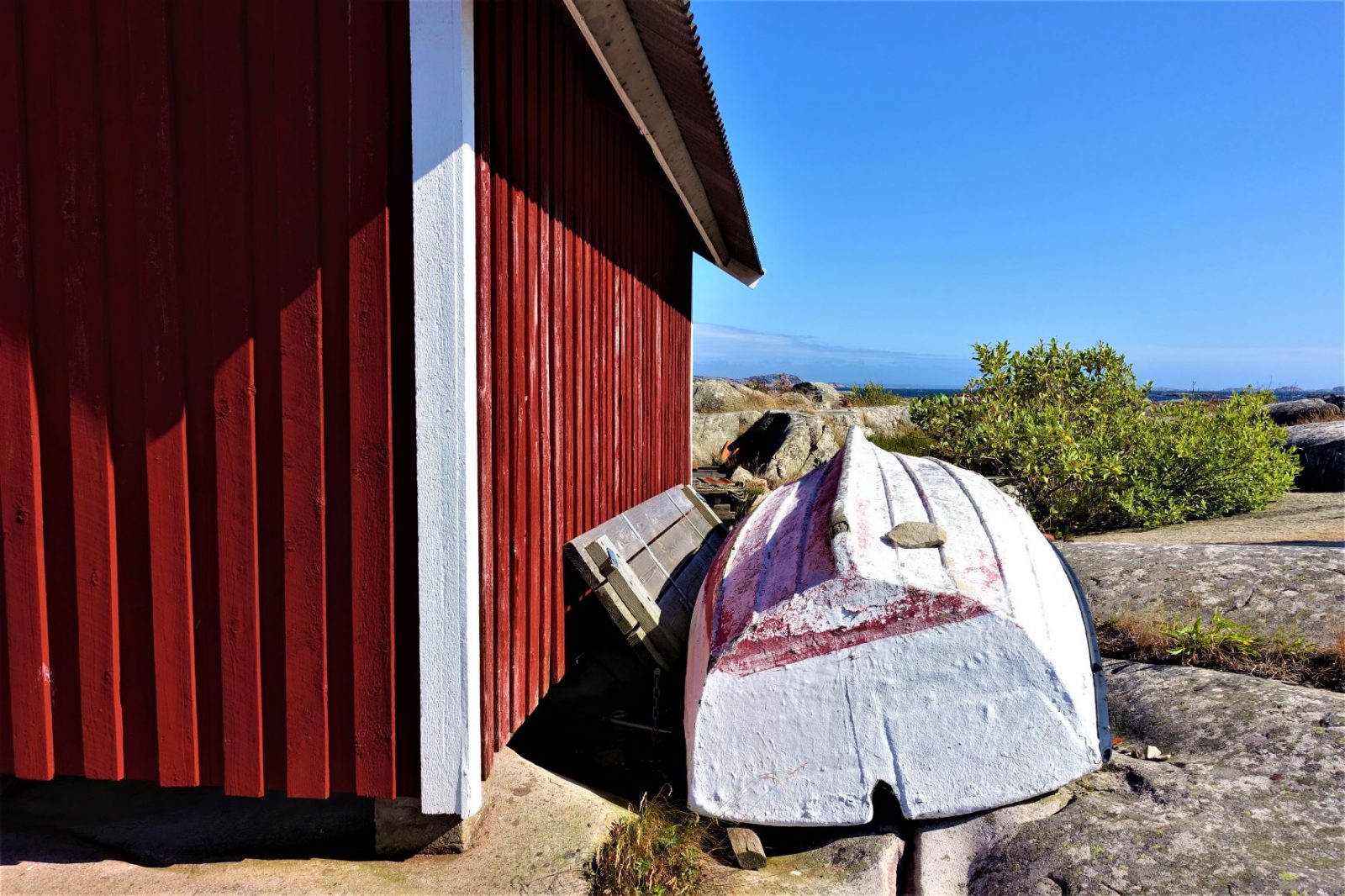 trebåt ligger ved båthuset bohus malmøn