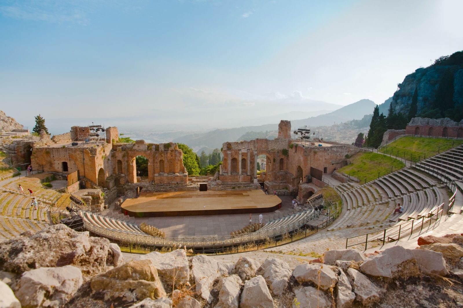 Les om Teatro Creco Sicilia i koffertogkamera bloggen